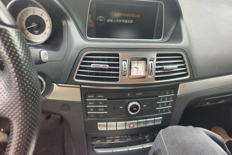 Used Mercedes-Benz E-Class 2014 E 200 Coupe Audio And AC Panel
