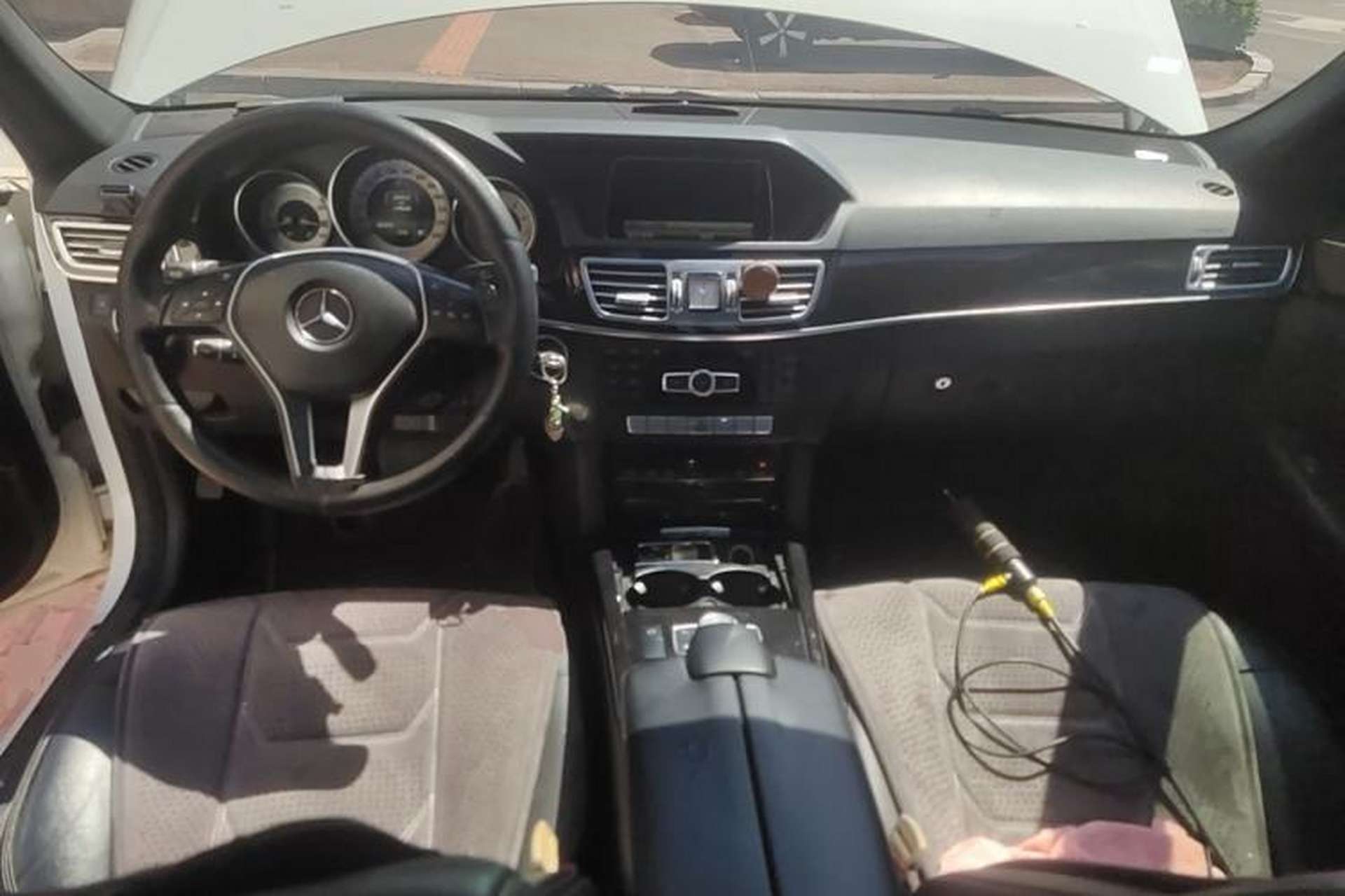 Used Mercedes-Benz E-Class 2014 Revised E 260 L Sport Luxury Edition Center Console