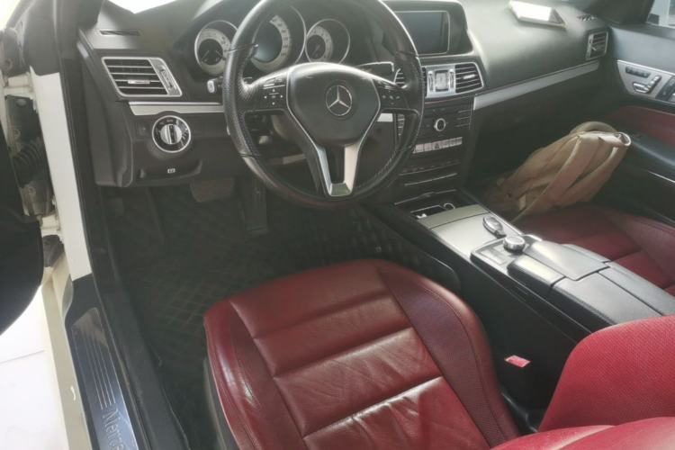 Used Mercedes-Benz E-Class 2014 E 260 Coupe Center Console