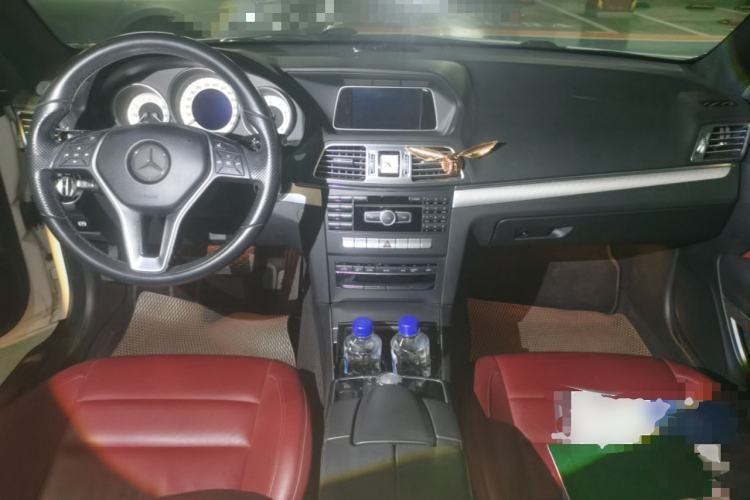Used Mercedes-Benz E-Class 2014 E 200 Coupe Center Console
