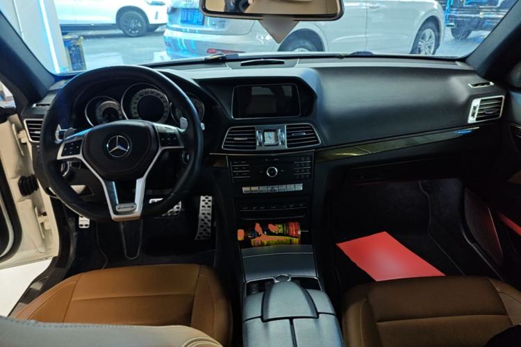 Used Mercedes-Benz E-Class 2014 E 260 Coupe Center Console
