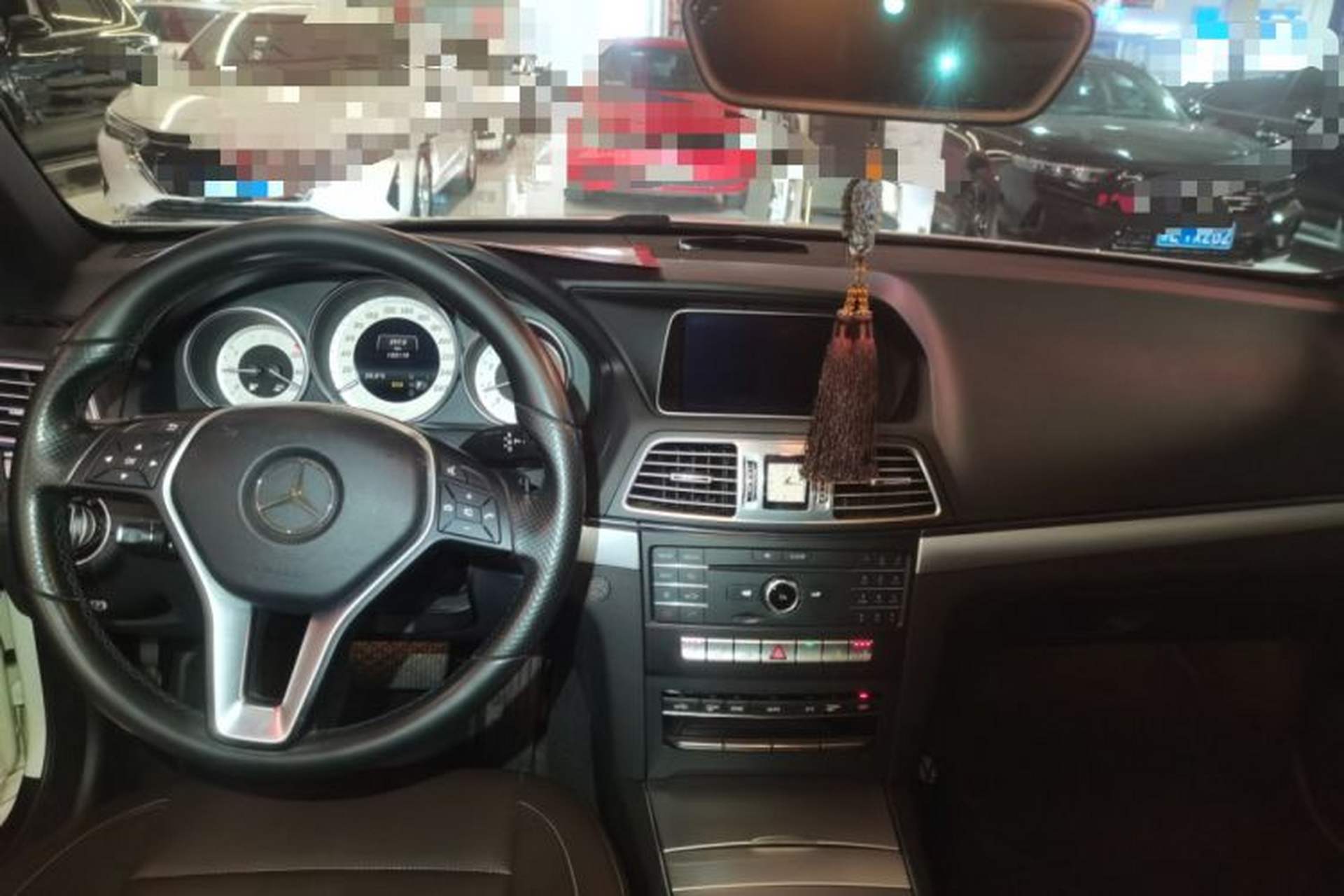 Used Mercedes-Benz E-Class 2014 E 260 Convertible Coupe Center Console