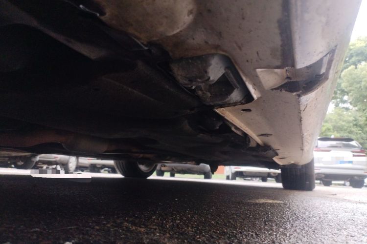 Used Mercedes-Benz E-Class 2014 Restyled E 260 L Sport Edition Chassis Front Left
