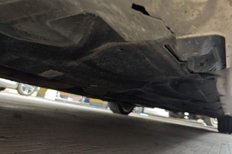 Used Mercedes-Benz E-Class 2014 E 260 L Luxury Model Chassis Front Left