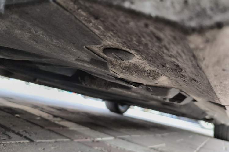 Used Mercedes-Benz E-Class 2014 E 260 L Sport Edition Chassis Front Left