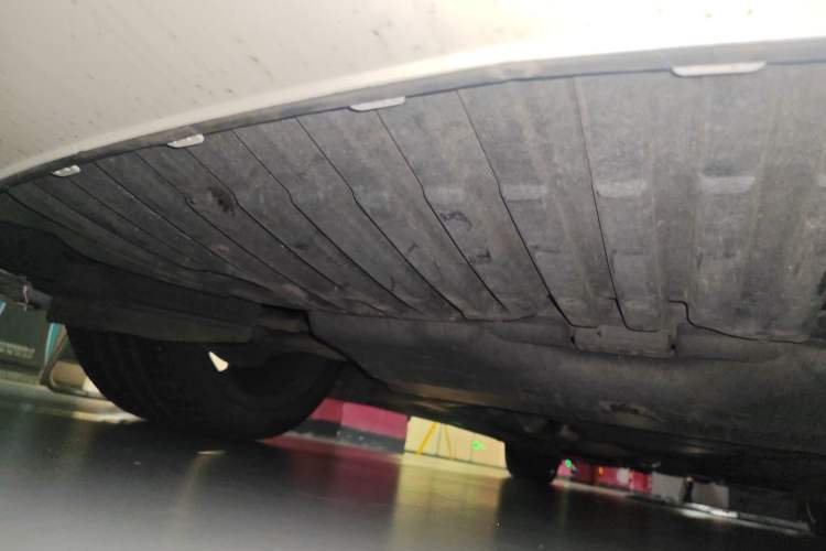 Used Mercedes-Benz E-Class 2014 E 200 Coupe Chassis Front Right