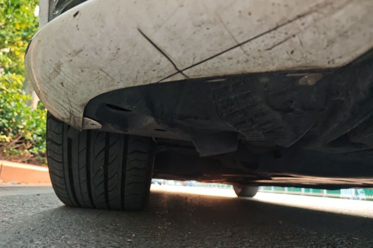 Used Mercedes-Benz E-Class 2014 E 260 L Chassis Front Right