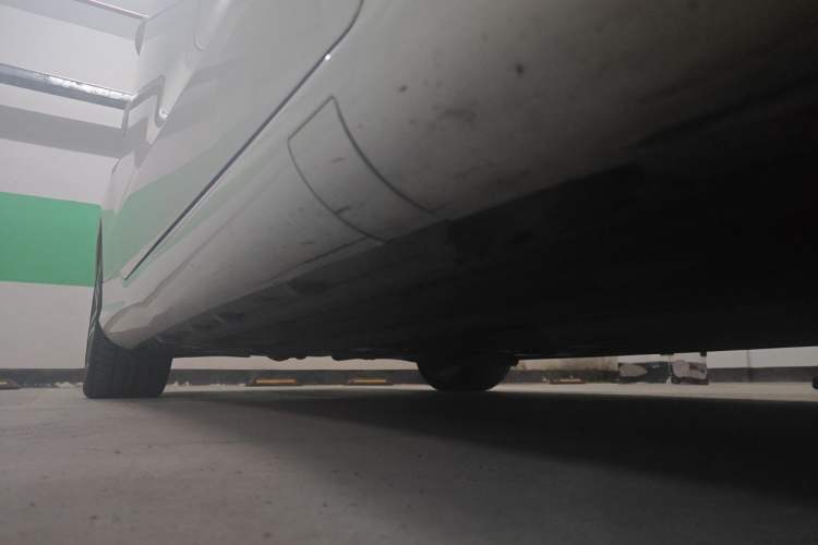 Used Mercedes-Benz E-Class 2014 E 200 Coupe Chassis Front Right