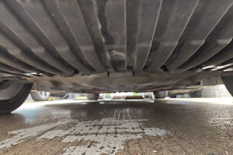 Used Mercedes-Benz E-Class 2014 E 300 L Chassis Front
