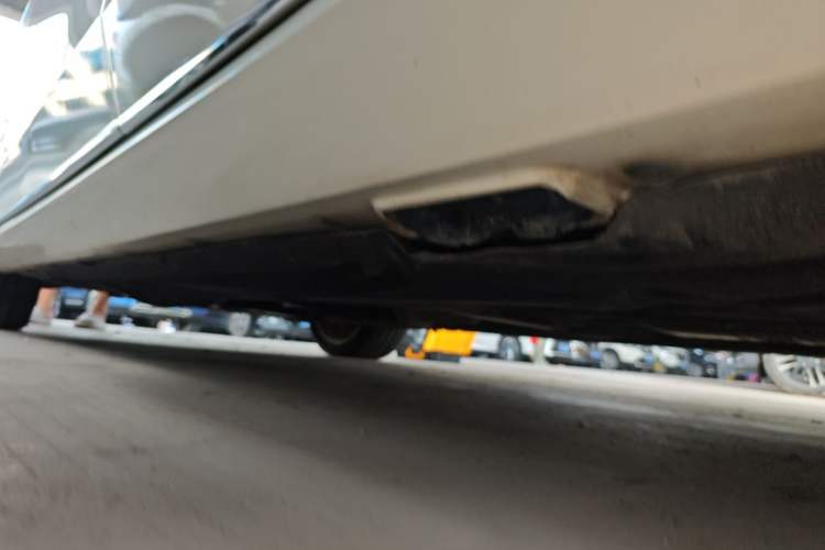 Used Mercedes-Benz E-Class 2014 E 260 L Luxury Model Chassis Rear Left
