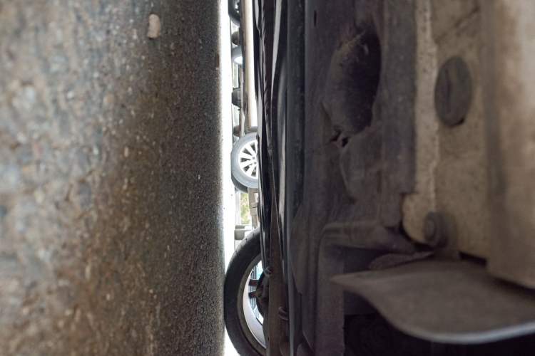 Used Mercedes-Benz E-Class 2014 E 200 Coupe Chassis Rear Left