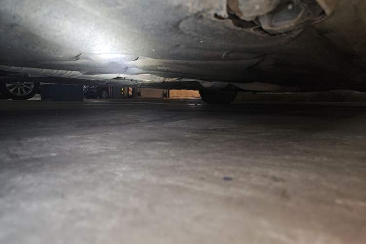 Used Mercedes-Benz E-Class 2014 E 260 L Luxury Model Chassis Rear Right