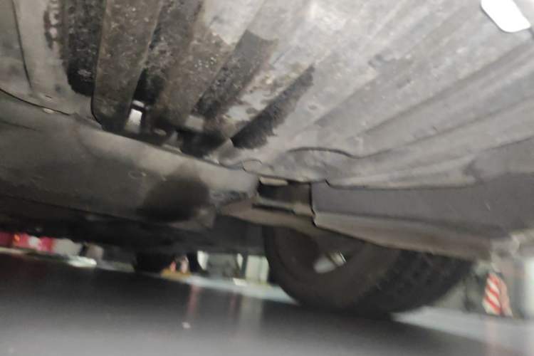 Used Mercedes-Benz E-Class 2014 E 200 Coupe Chassis Rear Right