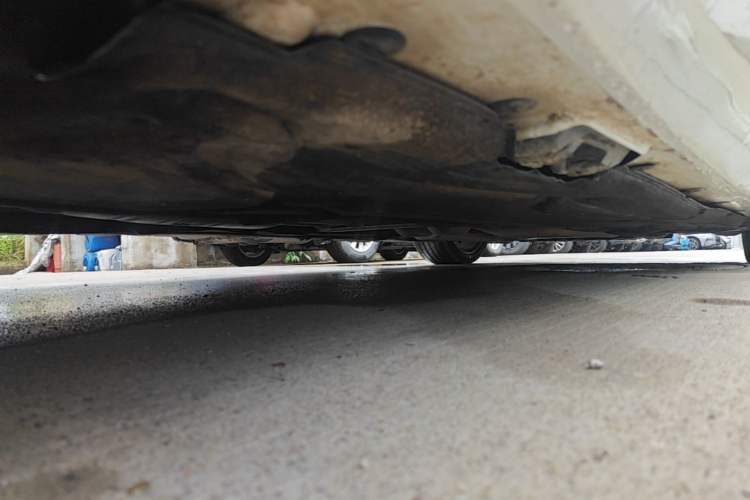 Used Mercedes-Benz E-Class 2014 E 300 L Chassis Rear Right