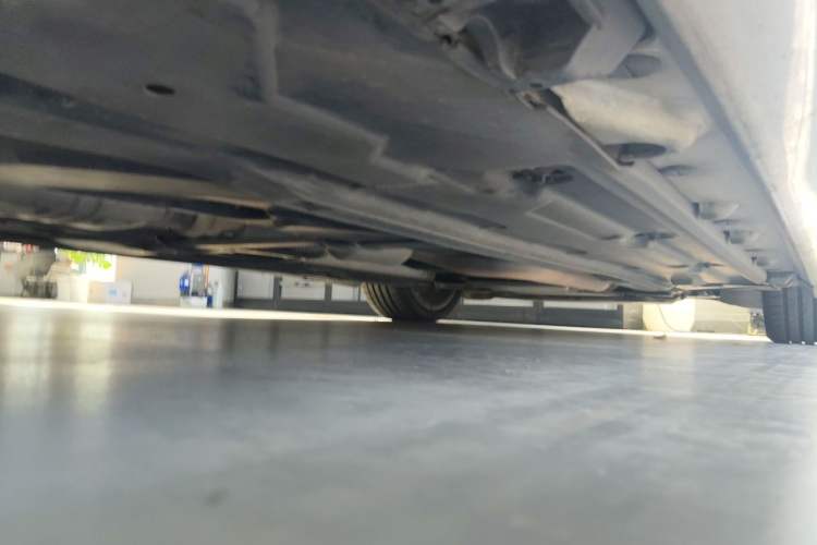 Used Mercedes-Benz E-Class 2014 E 200 Coupe Chassis Rear Right