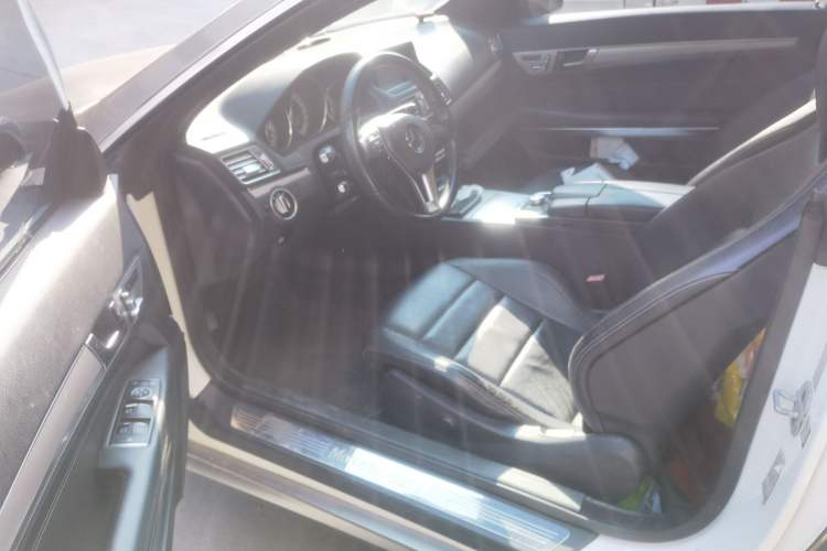 Used Mercedes-Benz E-Class 2014 E 200 Coupe Driver Seat