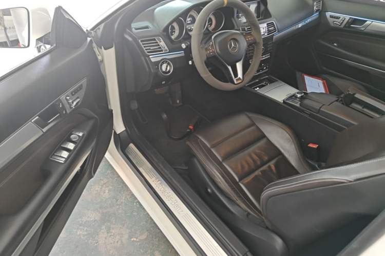 Used Mercedes-Benz E-Class 2014 E 260 Coupe Driver Seat