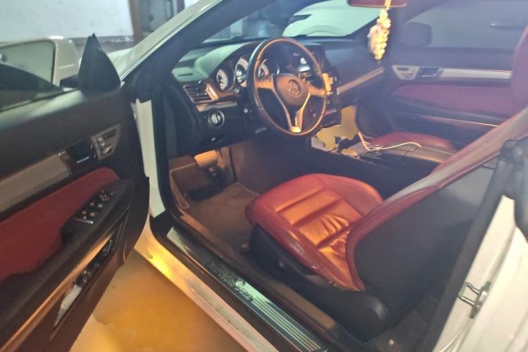 Used Mercedes-Benz E-Class 2014 E 200 Coupe Driver Seat