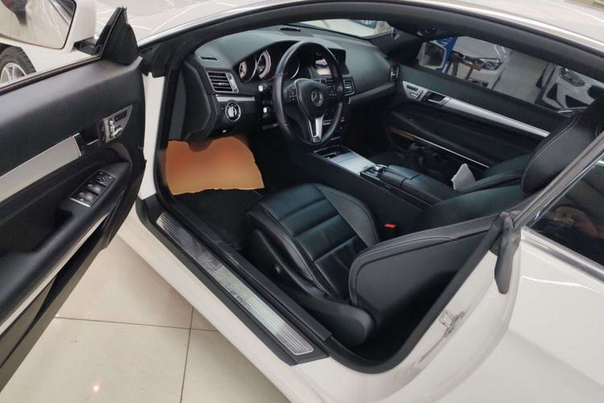 Used Mercedes-Benz E-Class 2014 E 200 Coupe Driver Seat
