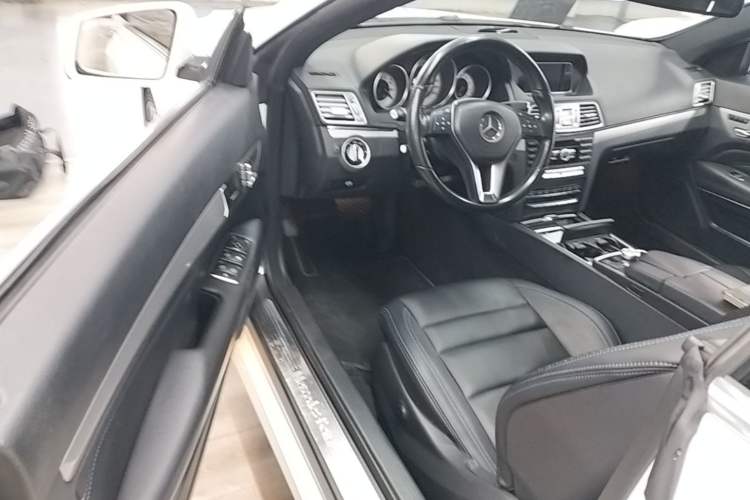 Used Mercedes-Benz E-Class 2014 E 200 Coupe Driver Seat