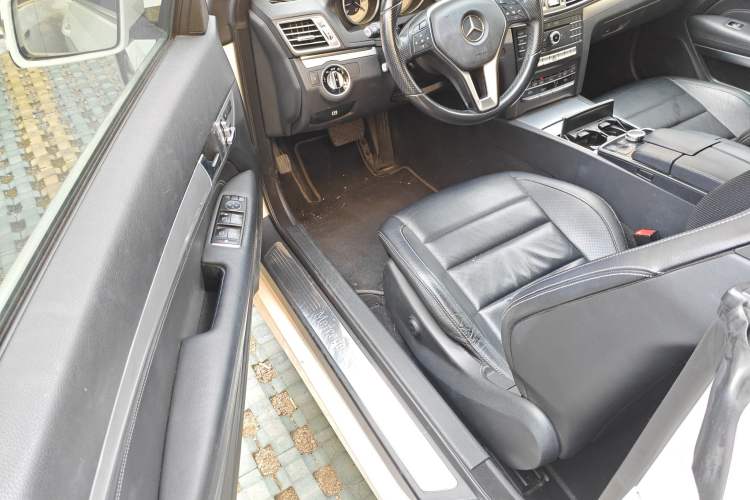 Used Mercedes-Benz E-Class 2014 E 200 Coupe Driver Seat