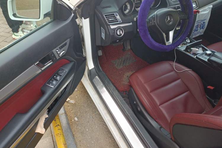 Used Mercedes-Benz E-Class 2014 E 200 Coupe Driver Seat