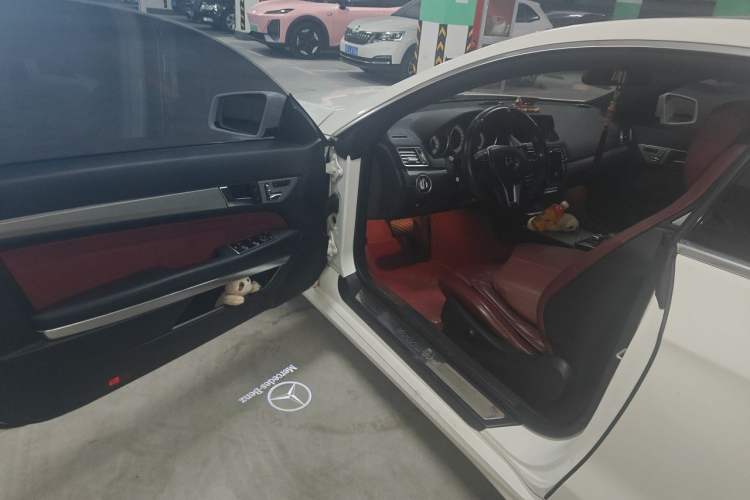 Used Mercedes-Benz E-Class 2014 E 200 Coupe Driver Seat