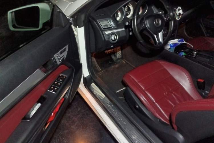 Used Mercedes-Benz E-Class 2014 E 200 Coupe Driver Seat