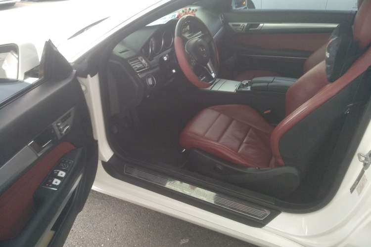 Used Mercedes-Benz E-Class 2014 E 260 Coupe Driver Seat