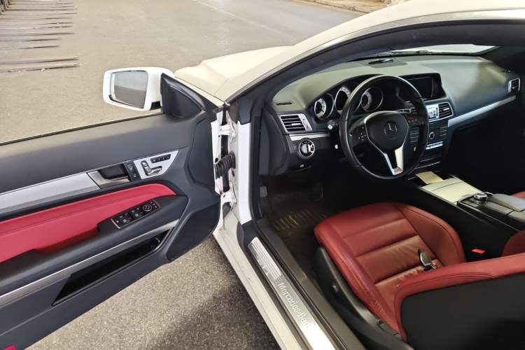 Used Mercedes-Benz E-Class 2014 E 260 Coupe Driver Seat