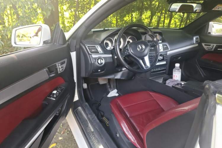 Used Mercedes-Benz E-Class 2014 E 200 Coupe Driver Seat