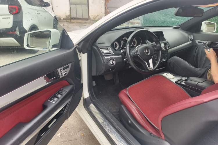 Used Mercedes-Benz E-Class 2014 E 200 Coupe Driver Seat