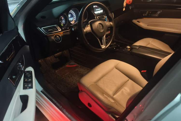Used Mercedes-Benz E-Class 2014 Restyled E 260 L Sport Edition Driver Seat