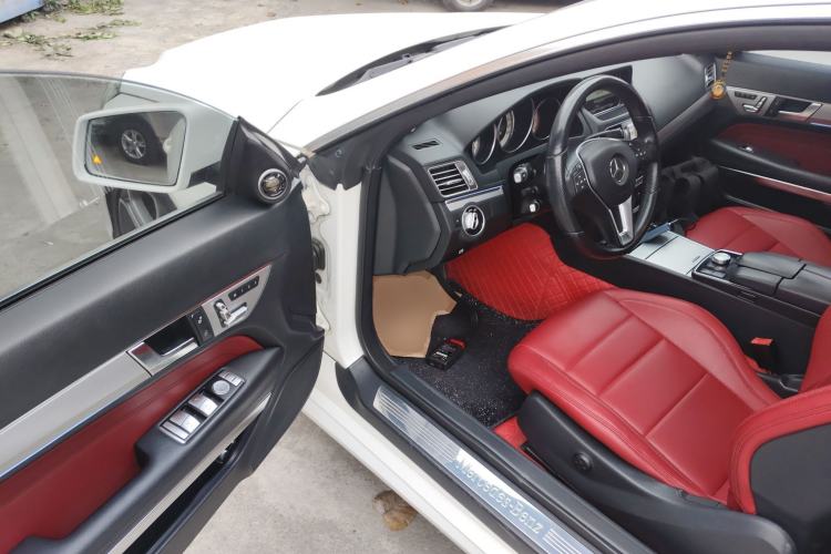 Used Mercedes-Benz E-Class 2014 E 260 Coupe Driver Seat