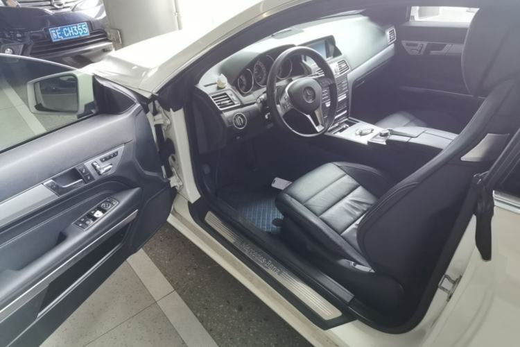 Used Mercedes-Benz E-Class 2014 E 200 Coupe Driver Seat