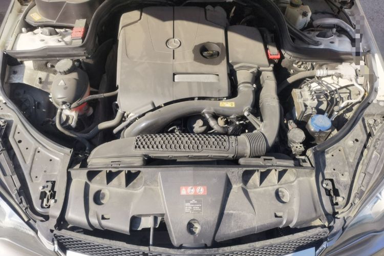 Used Mercedes-Benz E-Class 2014 E 200 Coupe Engine Bay