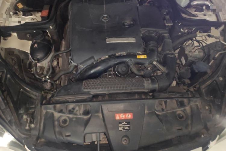 Used Mercedes-Benz E-Class 2014 E 200 Coupe Engine Bay