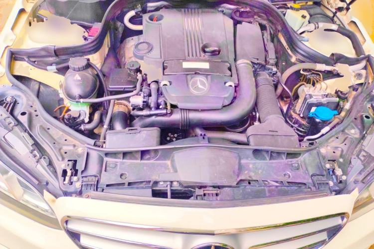 Used Mercedes-Benz E-Class 2014 E 260 L Sport Edition Engine Bay