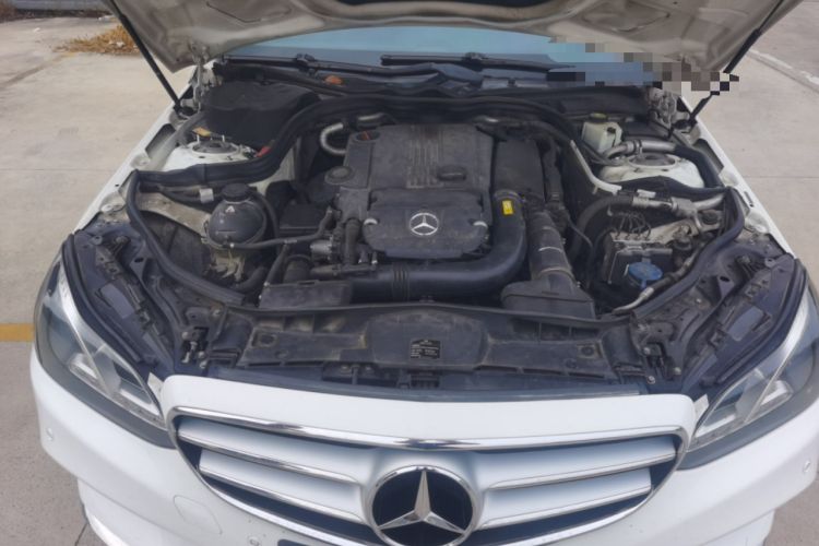 Used Mercedes-Benz E-Class 2014 Restyled E 260 L Sport Edition Engine Bay