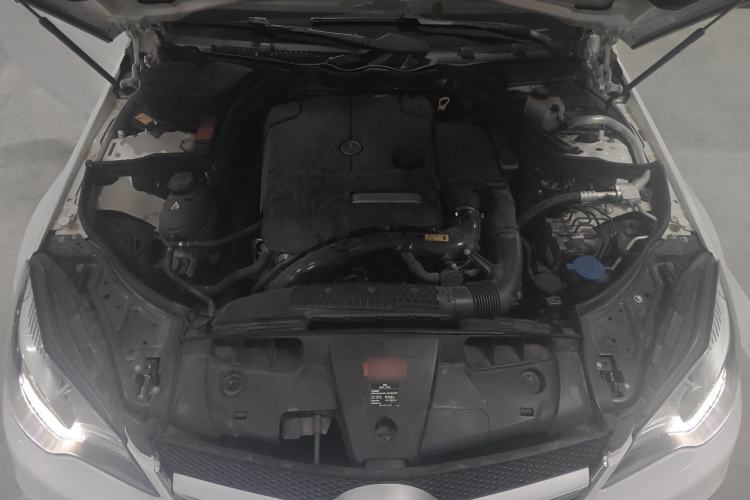 Used Mercedes-Benz E-Class 2014 E 200 Coupe Engine Bay