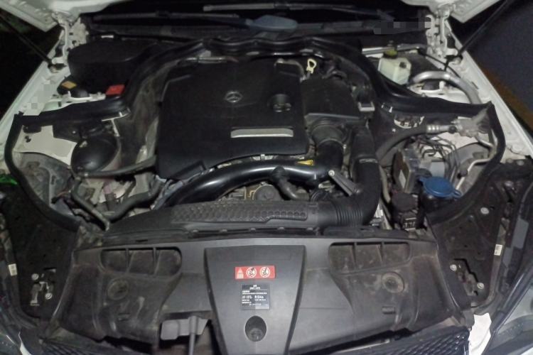 Used Mercedes-Benz E-Class 2014 E 200 Coupe Engine Bay