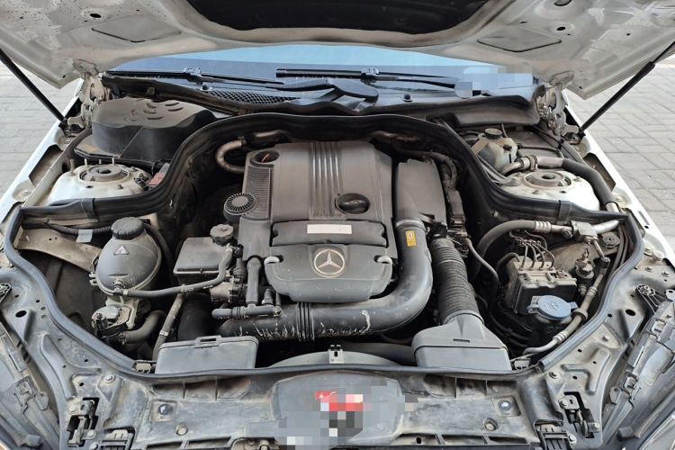 Used Mercedes-Benz E-Class 2014 E 260 L Sport Edition Engine Bay