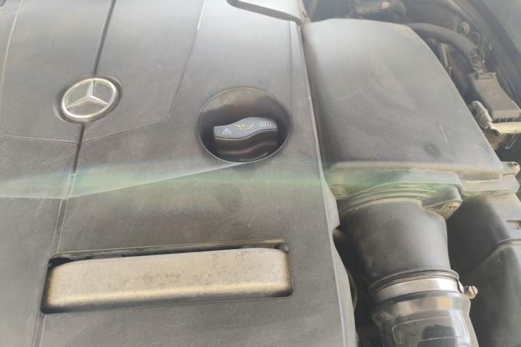 Used Mercedes-Benz E-Class 2014 E 200 Coupe Engine Bay Left