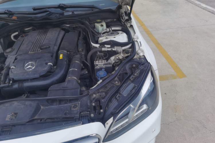 Used Mercedes-Benz E-Class 2014 Restyled E 260 L Sport Edition Engine Bay Left