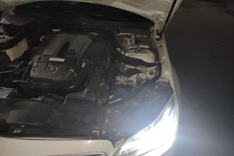 Used Mercedes-Benz E-Class 2014 Restyled E 260 L Sport Edition Engine Bay Left