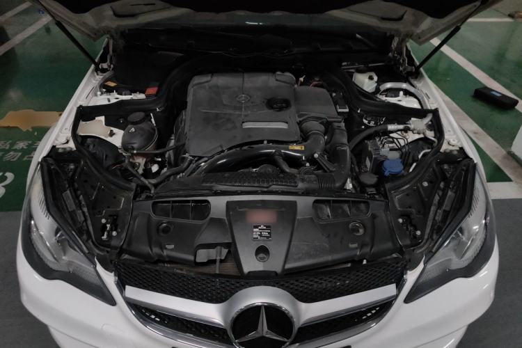 Used Mercedes-Benz E-Class 2014 E 200 Coupe Engine Bay