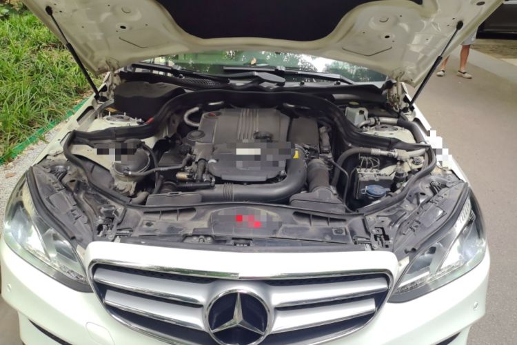 Used Mercedes-Benz E-Class 2014 Restyled E 260 L Sport Edition Engine Bay