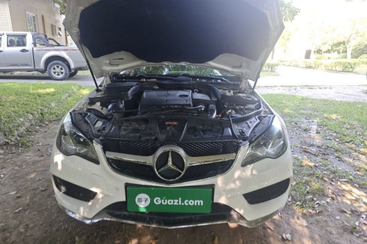 Used Mercedes-Benz E-Class 2014 E 200 Coupe Engine Bay