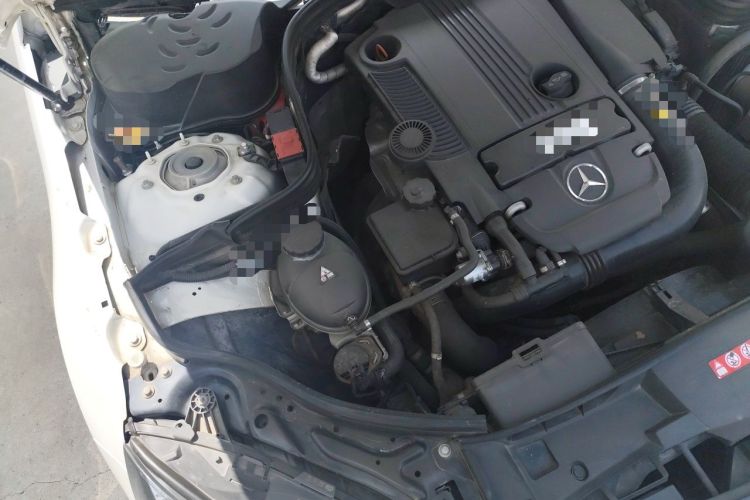Used Mercedes-Benz E-Class 2014 Revised E 260 L Sport Luxury Edition Engine Bay Right