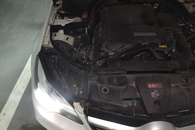 Used Mercedes-Benz E-Class 2014 E 200 Coupe Engine Bay Right